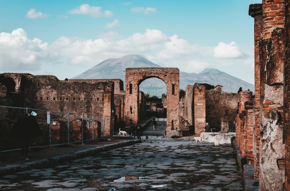 Full Day Tour: Pompei e Vesuvio con Bus Transfer